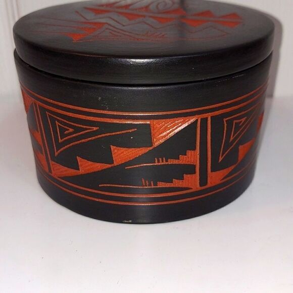 Ronda Navajo Red Clay Trinket Bowl With Lid - Picture 3 of 9